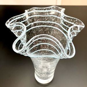 Vintage Ruffle/Handkerchief Pattern Hand Blown Glass Vase